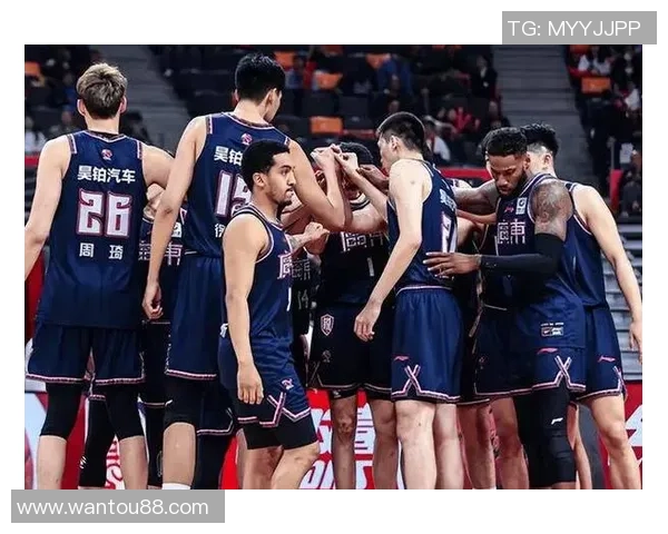 粤语解说CBA精彩对决广东队迎战北京队全场回顾与分析