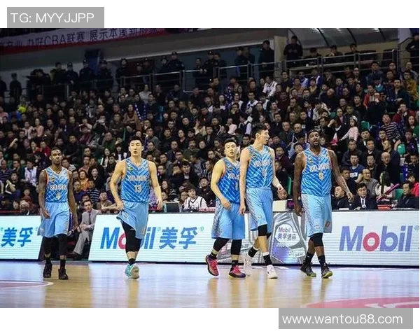 2016至2017赛季CBA新疆队与青海队精彩对决回顾与分析