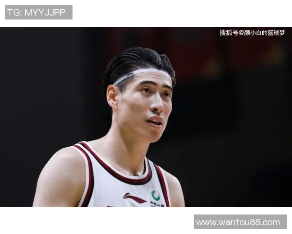 余嘉豪的成长之路：从少年篮球梦到职业生涯的辉煌转折