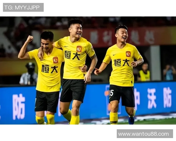 恒大与香港球队精彩进球集锦回顾赛场瞬间尽显足球魅力与激情