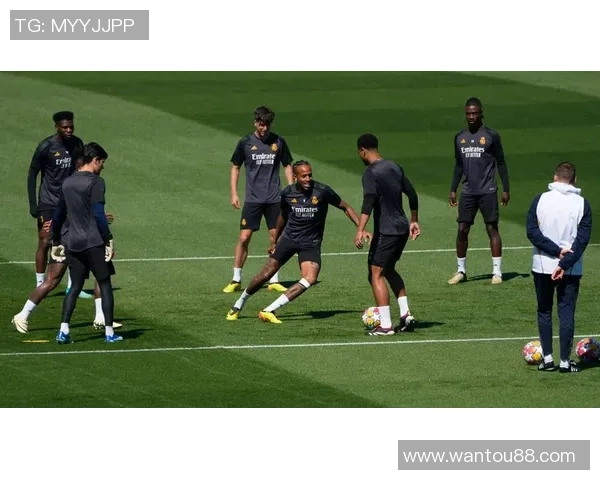 楚阿梅尼的足球之路：从天才少年到世界舞台的闪耀明星