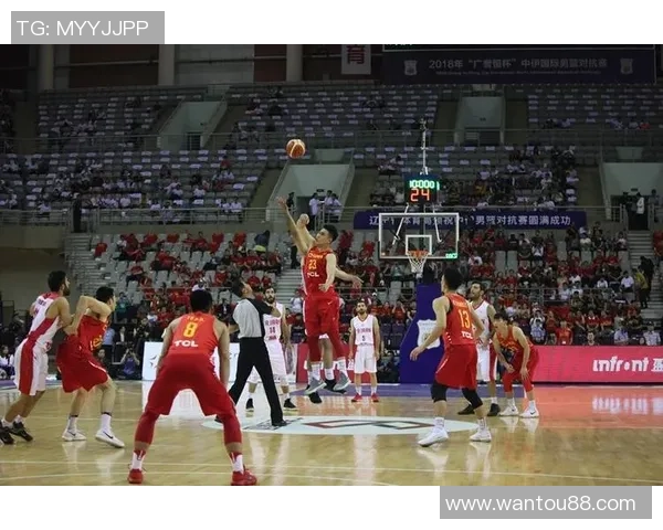 男篮蓝队精彩对决伊朗全场录像回放与精彩瞬间分析