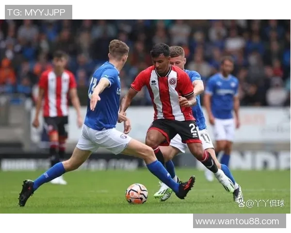 谢菲尔德联队与曼彻斯特联队的激烈对决揭示英超新格局