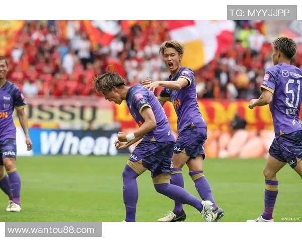 广岛三箭迎战樱花球队力争主场胜利展现实力与激情